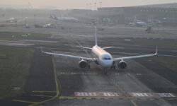 72 flights affected due to dense fog at Kolkata airport