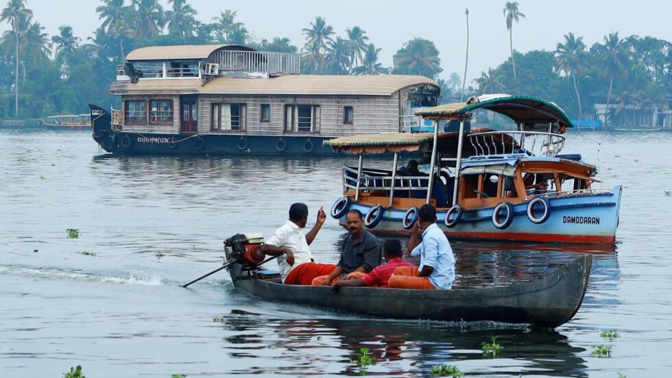 ATREE-CERC leads community-driven conservation of Vembanad Wetland System