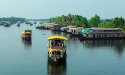 Kerala Tourism department allocates ₹97.28 lakh for sewage barge to manage houseboat waste in Alappuzha