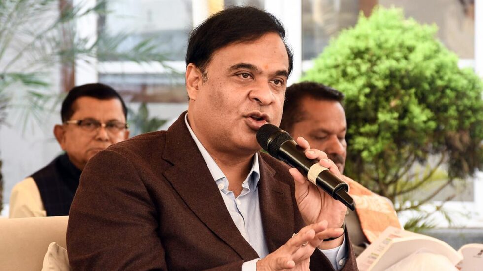 Textile units in India bringing in Bangladeshi workers illegally: Assam CM