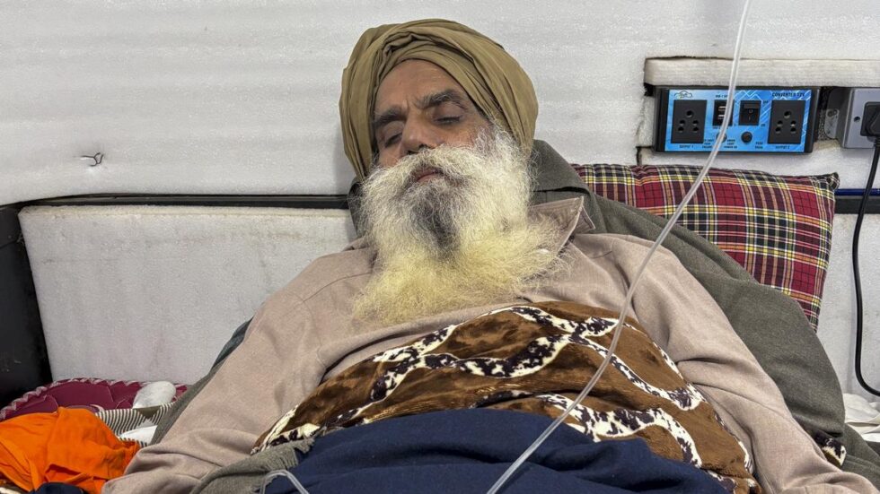 Dallewal accepts medical aid, shifted to makeshift hospital after meeting central delegation Punjab informs SC