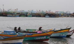 Sri Lankan Navy arrests 13 T.N. and Karaikal fishermen