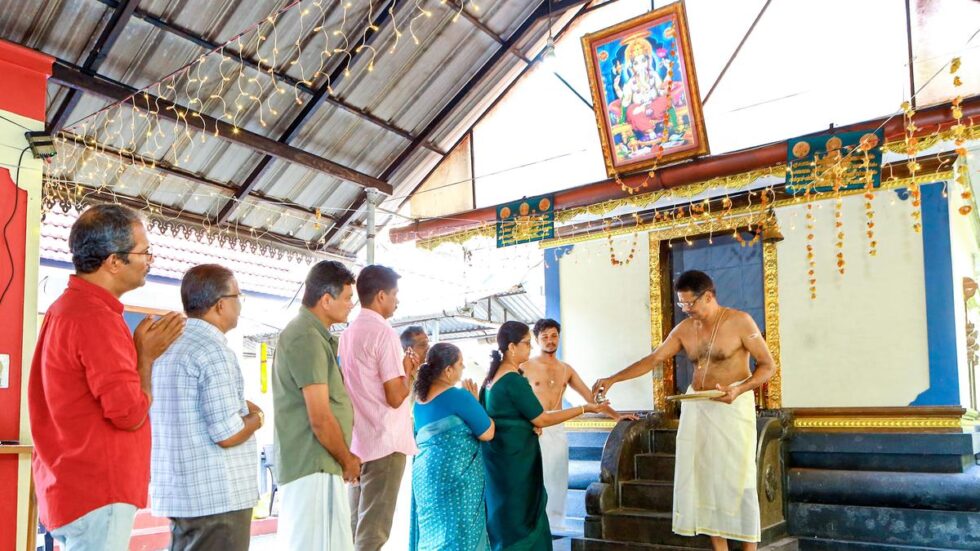 Guardian of law, keeper of faith: the unique story a temple and its chief priest