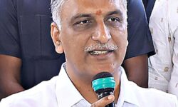 Payment of ₹432-crore bonus to paddy farmers pending for two months: Harish Rao