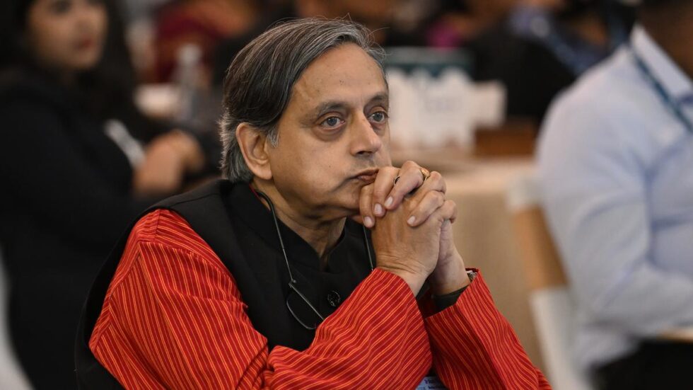 Congress mouthpiece in Kerala takes oblique dig at Shashi Tharoor’s ‘praise’ for State’s start-up sector