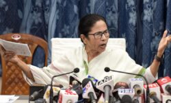 U.P. govt hiding ‘correct death toll‘ in Kumbh stampede, says WB CM