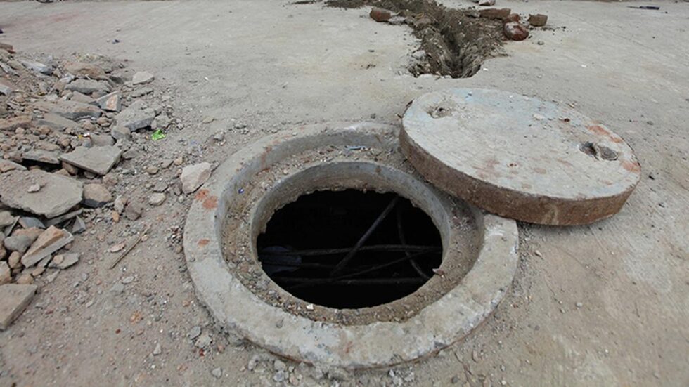 Three labourers die after falling into drain at Kolkata Leather Complex