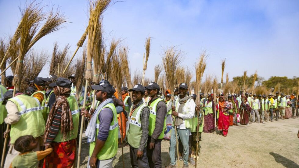 Maha Kumbh: 15,000 workers conduct synchronised cleanliness drive, eye world record