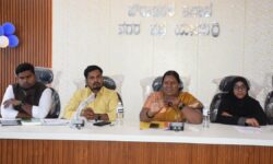 Yadgir CMC chairperson warns of legal action against educational institutions for not paying tax