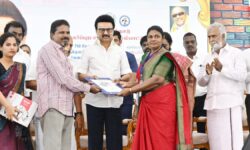 T.N. CM Stalin distributes house allotment orders to 712 beneficiaries