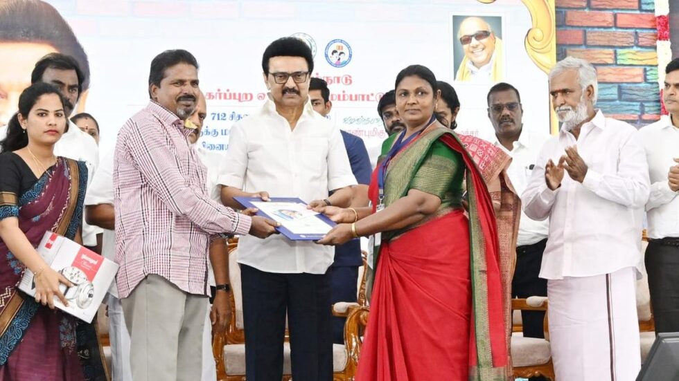 T.N. CM Stalin distributes house allotment orders to 712 beneficiaries